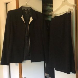 Kaspar Ladies Navy Business Suit